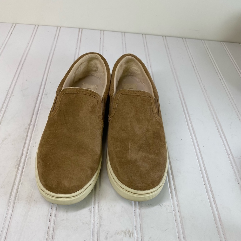 Ugg Fierce tan suede slip on sneakers - Picture 3 of 8
